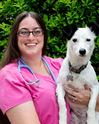 Dr. Valerie Duncan, Veterinarian at Hillcrest Animal Hospital in Bartlett,  West Tennessee